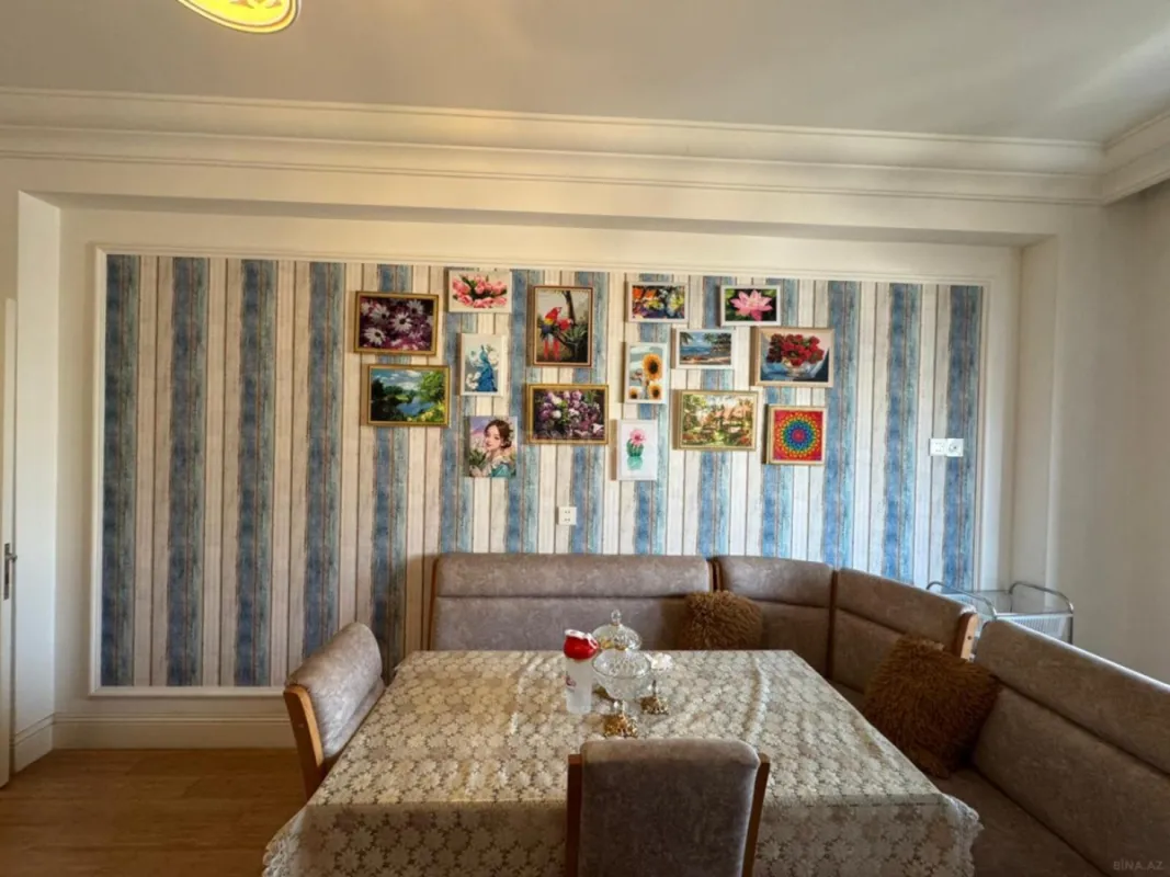 Satılır 3 otaqlı mənzil 138 m²