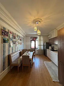 Satılır 3 otaqlı mənzil 138 m²