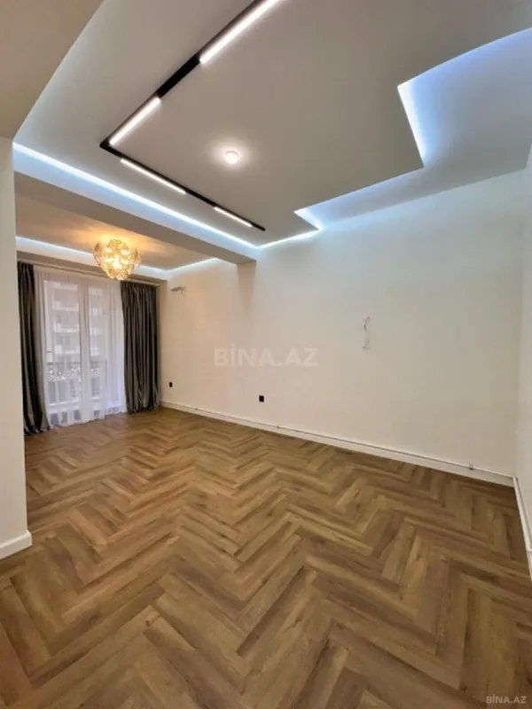 Satılır 2 otaqlı mənzil 74 m²