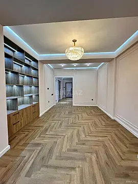 Satılır 2 otaqlı mənzil 74 m²