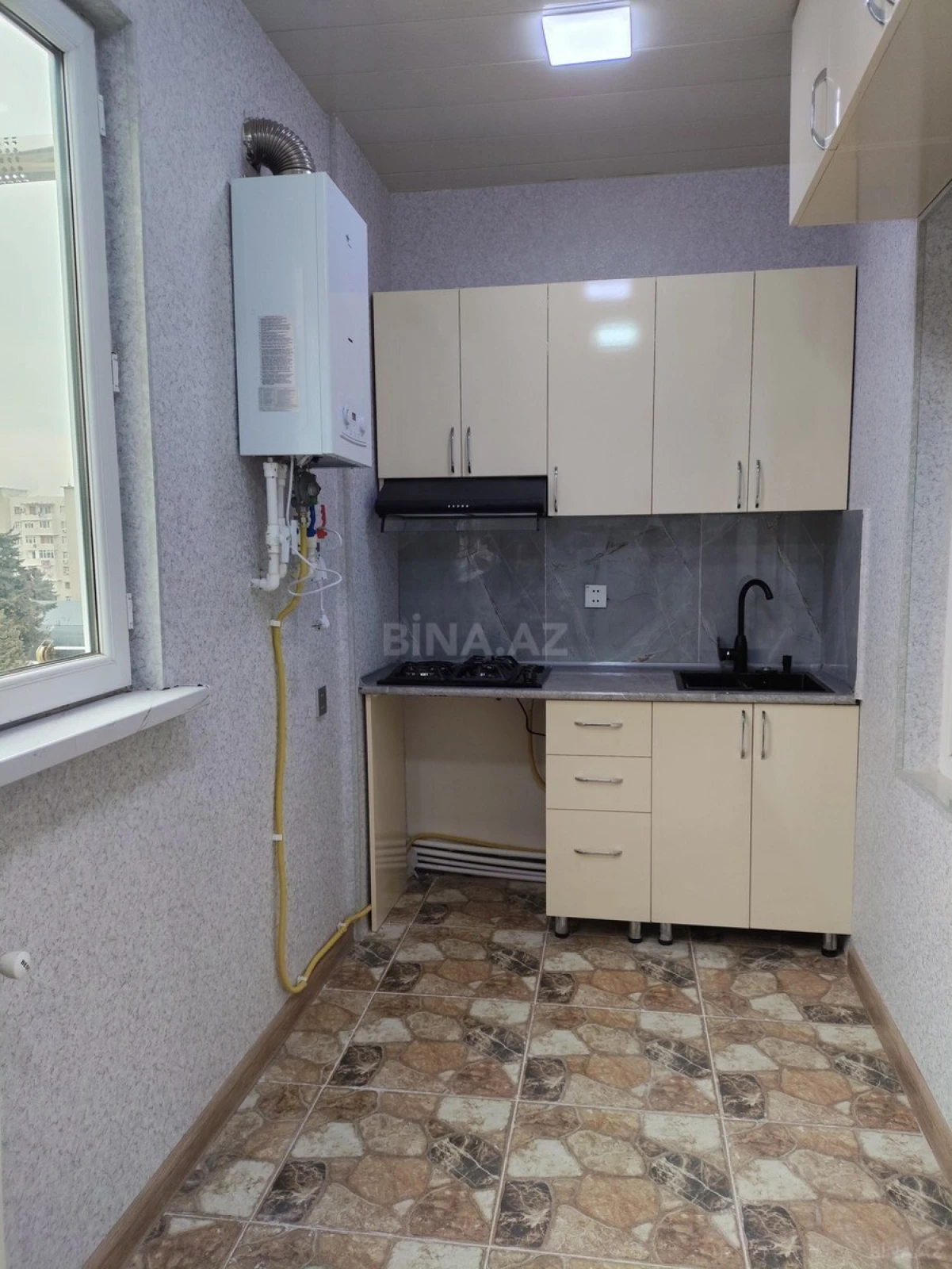 Satılır 2 otaqlı mənzil 45 m²