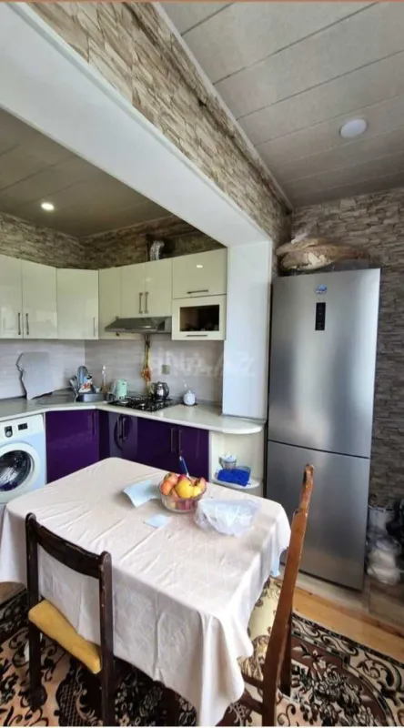 Satılır 3 otaqlı mənzil 90 m²