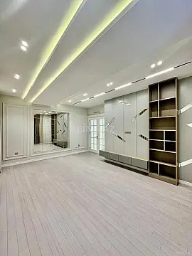 Satılır 3 otaqlı mənzil 130 m²