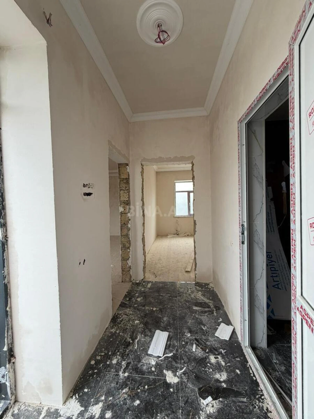 Satılır 2 otaqlı həyət evi 75 m²