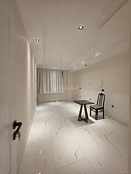 Satılır 3 otaqlı mənzil 155 m²