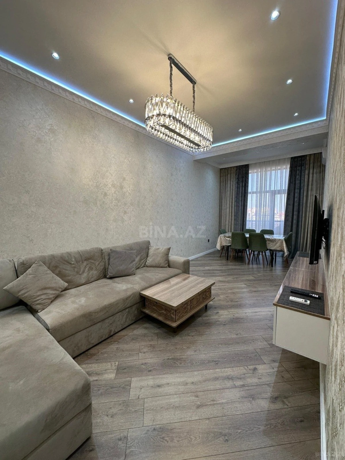 Satılır 3 otaqlı mənzil 95 m²