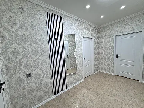 Satılır 4 otaqlı mənzil 90 m²