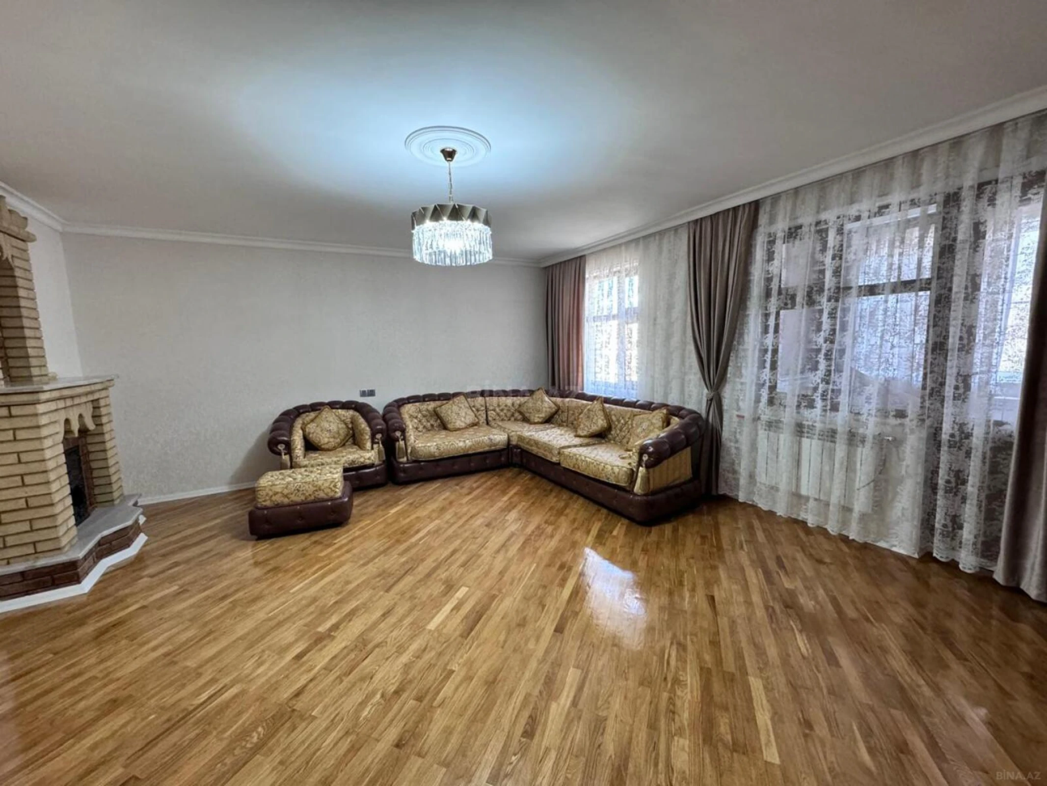 Satılır 4 otaqlı mənzil 90 m²