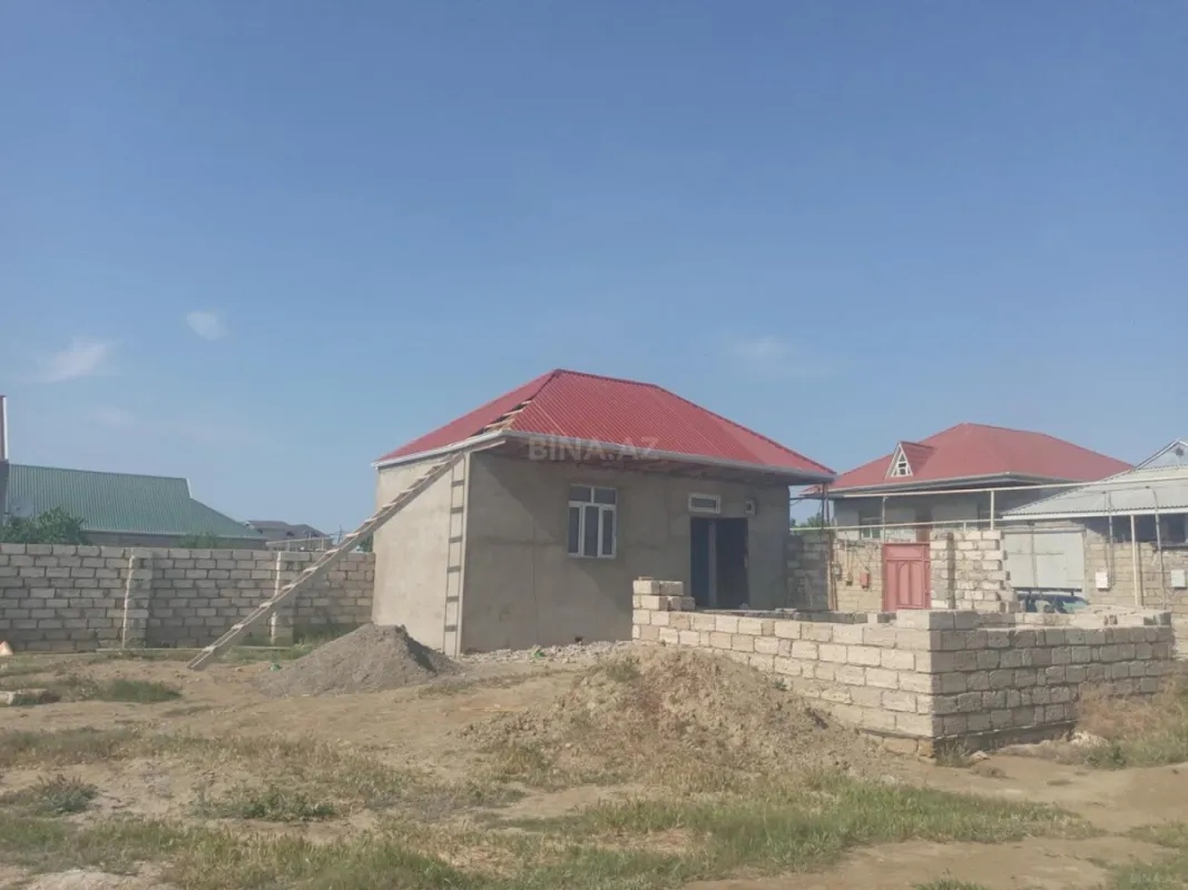 Satılır 2 otaqlı həyət evi 65 m²