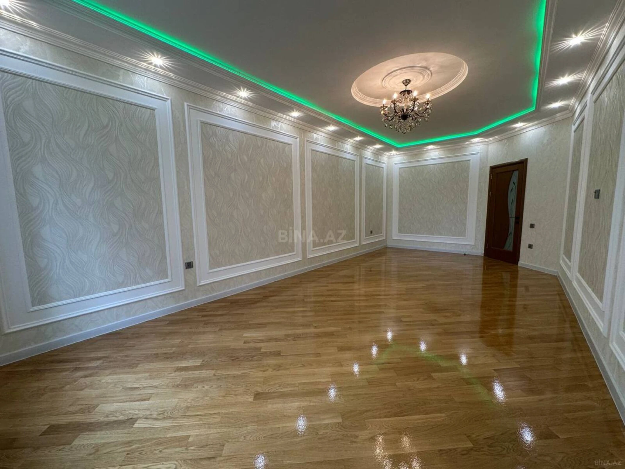 Satılır 2 otaqlı mənzil 68 m²