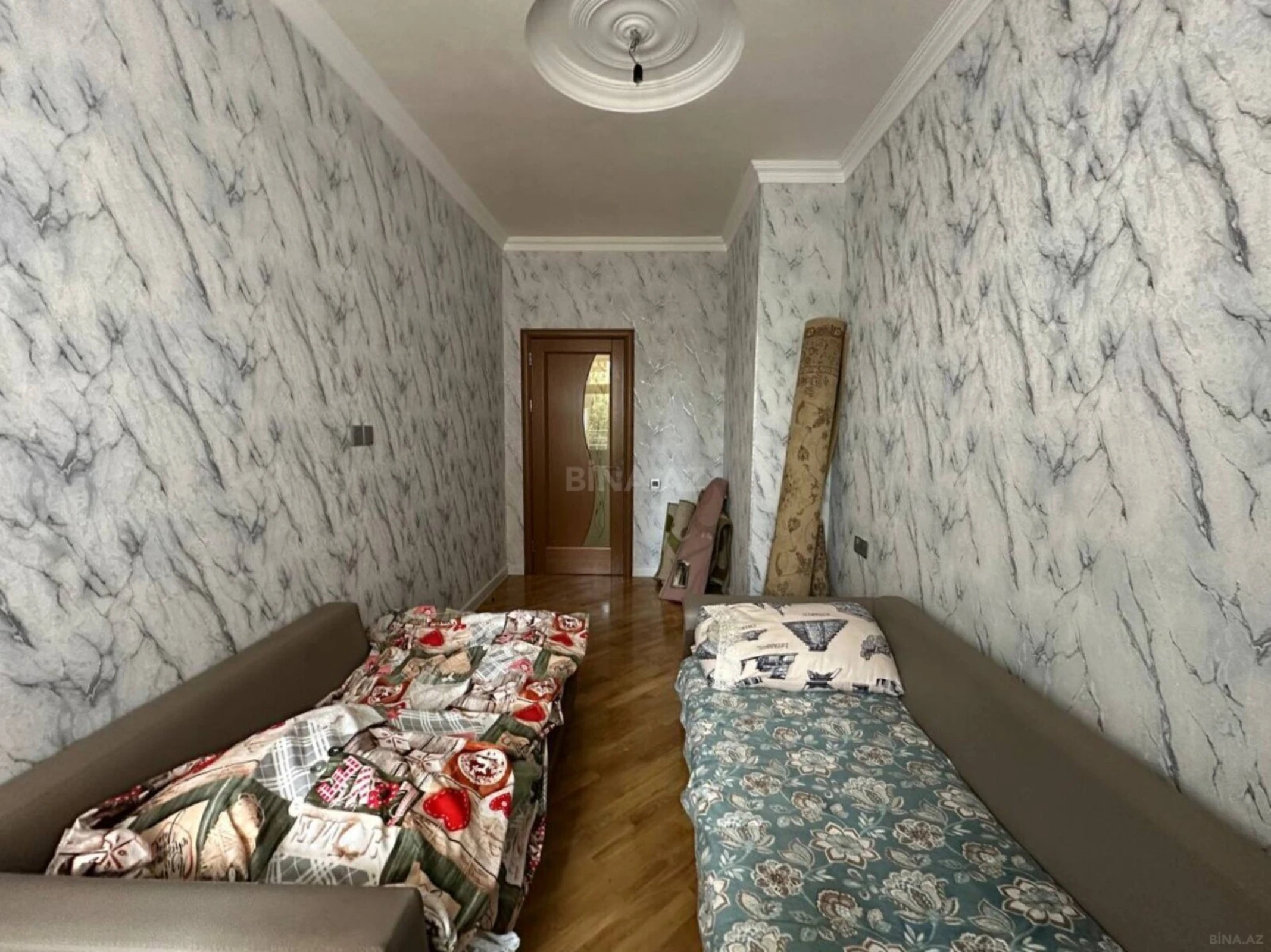 Satılır 2 otaqlı mənzil 68 m²