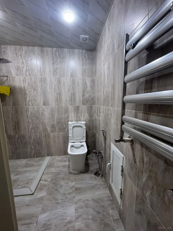 Kirayə verilir 2 otaqlı mənzil 65 m²