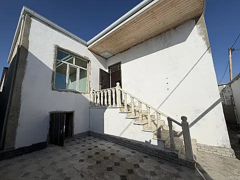 Satılır 2 otaqlı həyət evi 80 m²