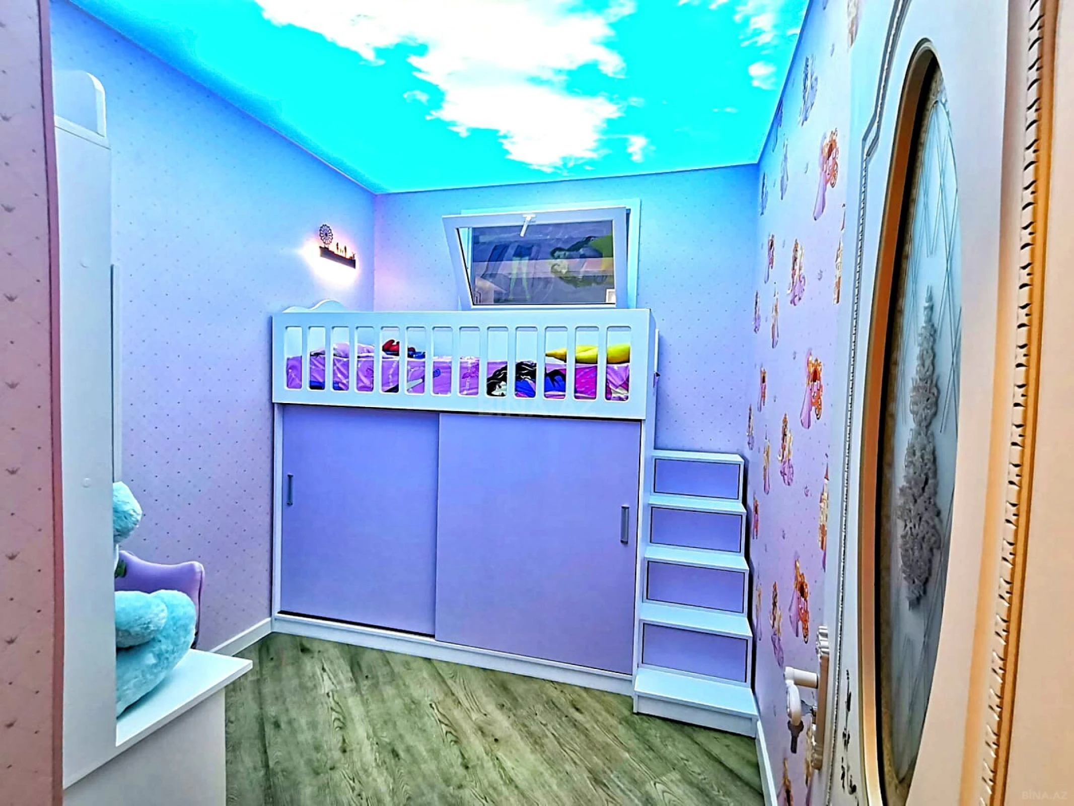 Satılır 4 otaqlı mənzil 89 m²