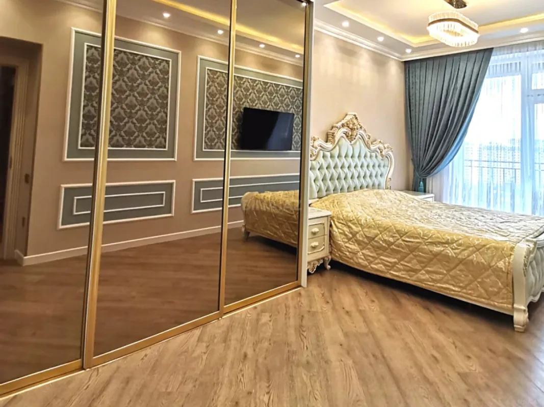 Satılır 4 otaqlı mənzil 89 m²