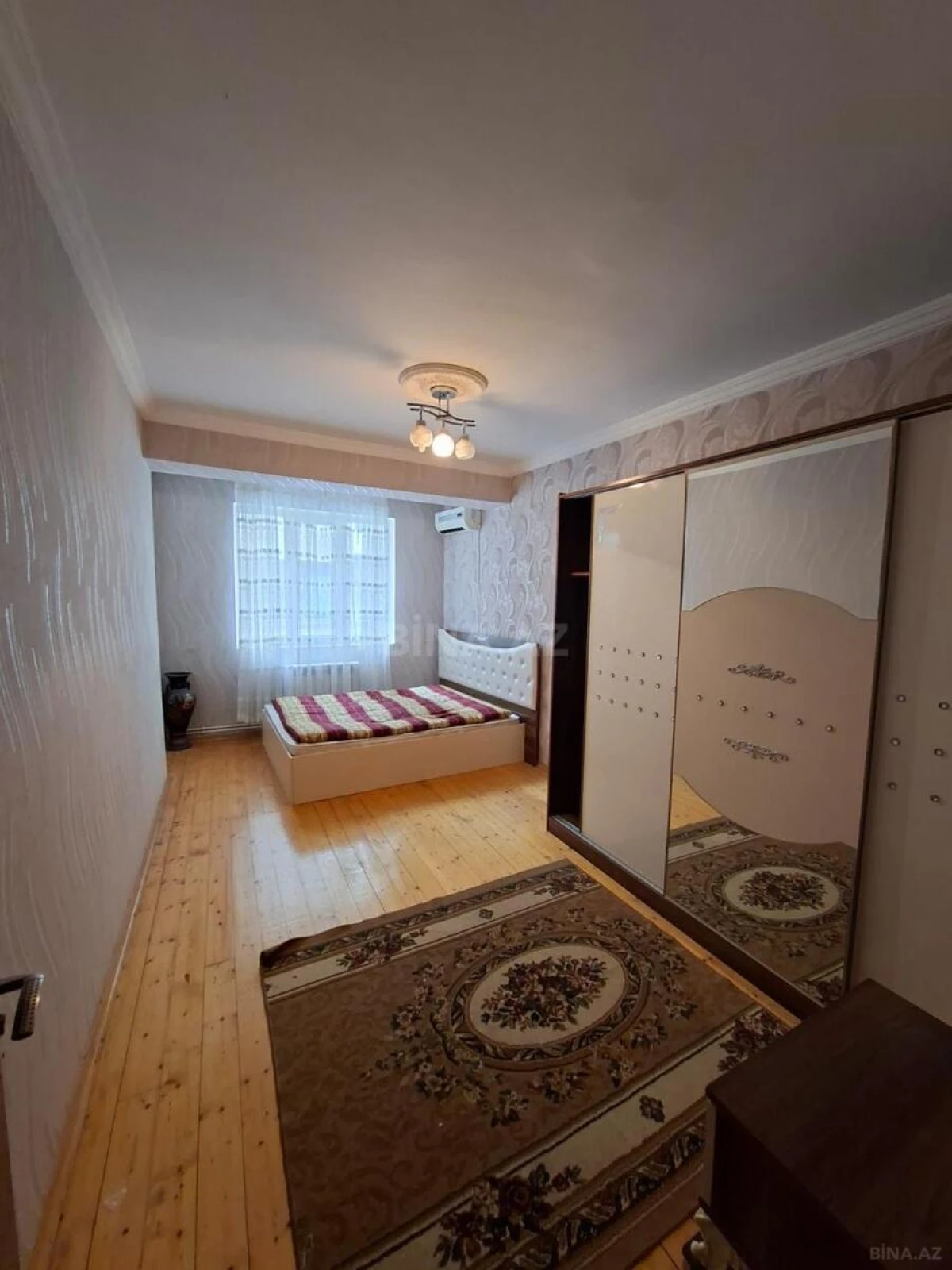 Kirayə verilir 3 otaqlı mənzil 115 m²