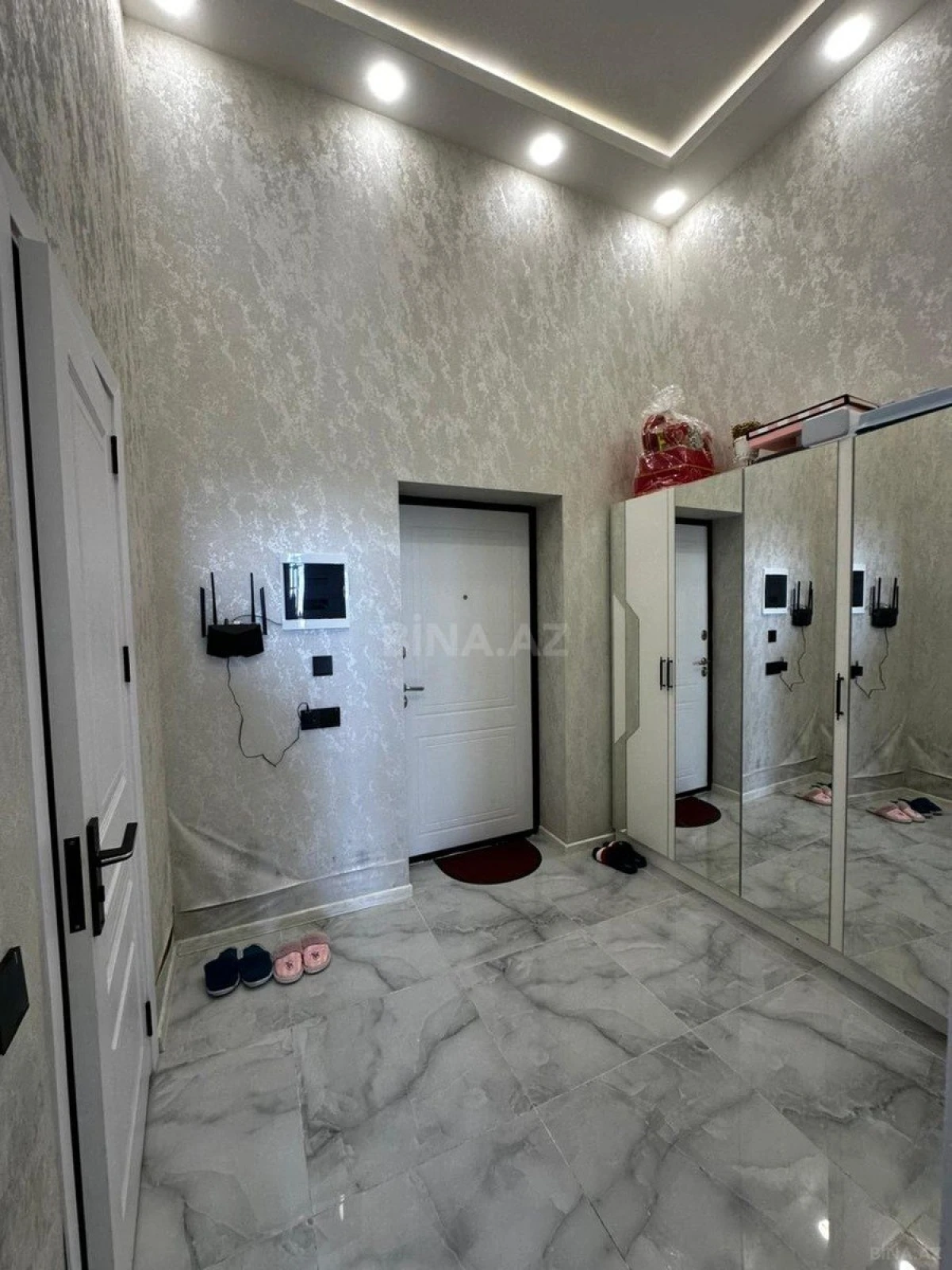 Satılır 2 otaqlı mənzil 52 m²