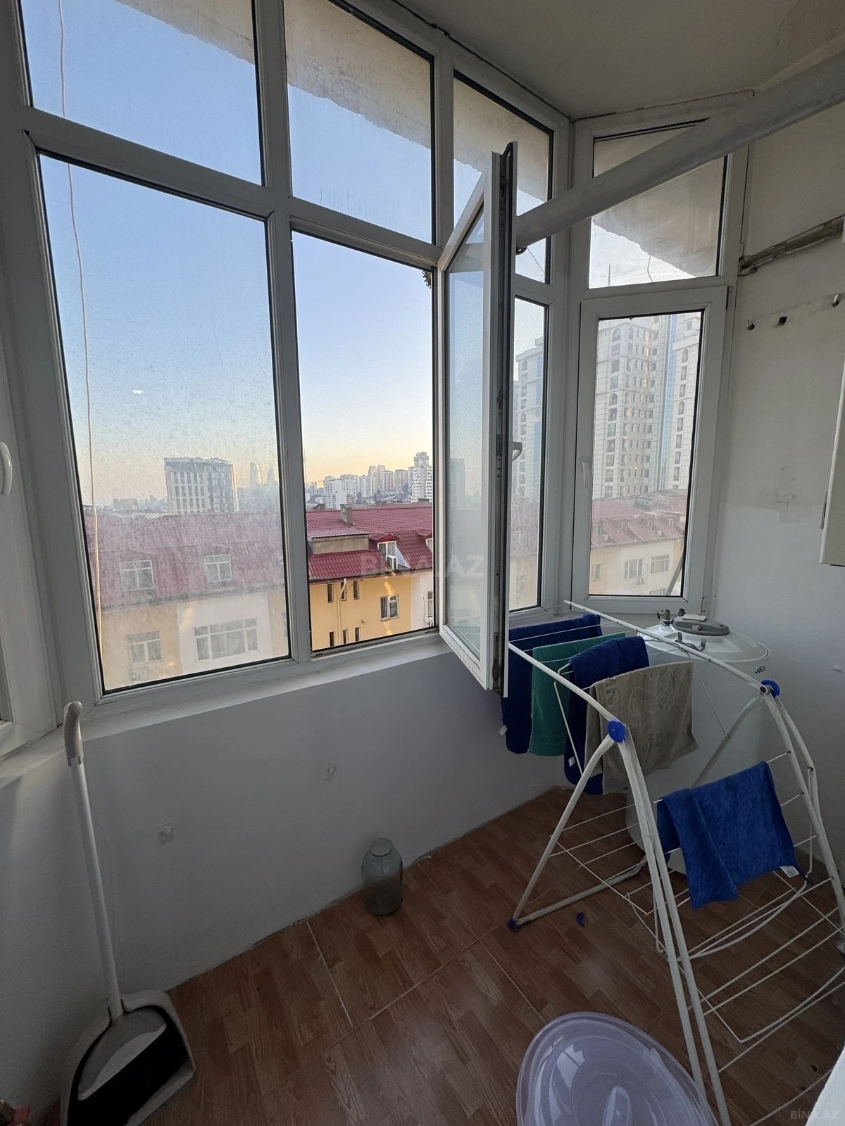Kirayə verilir 3 otaqlı mənzil 180 m²