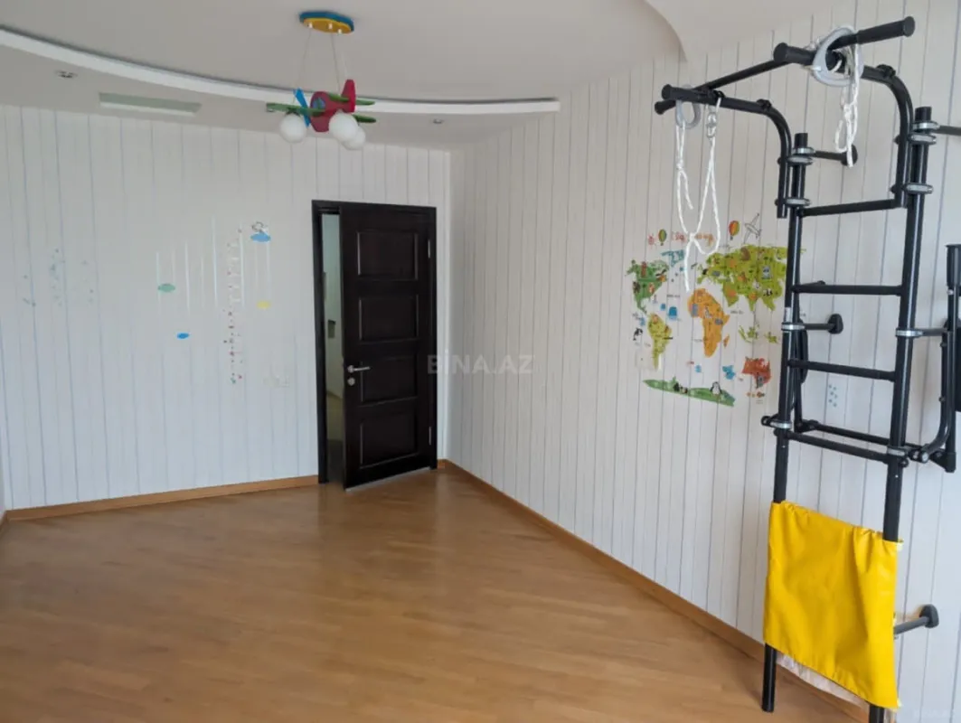 Satılır 3 otaqlı mənzil 96 m²