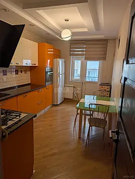 Satılır 3 otaqlı mənzil 96 m²