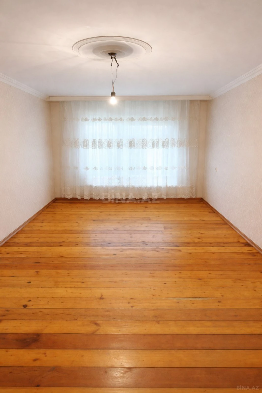 Satılır 3 otaqlı mənzil 75 m²