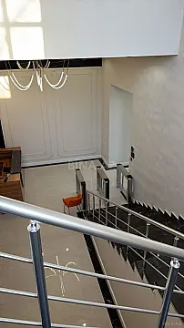 Kirayə verilir 1 otaqlı ofis 40 m²