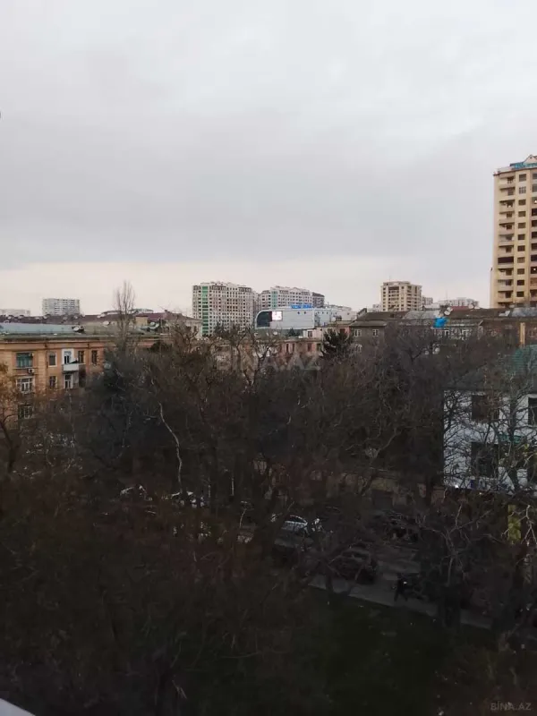 Satılır 2 otaqlı mənzil 65 m²