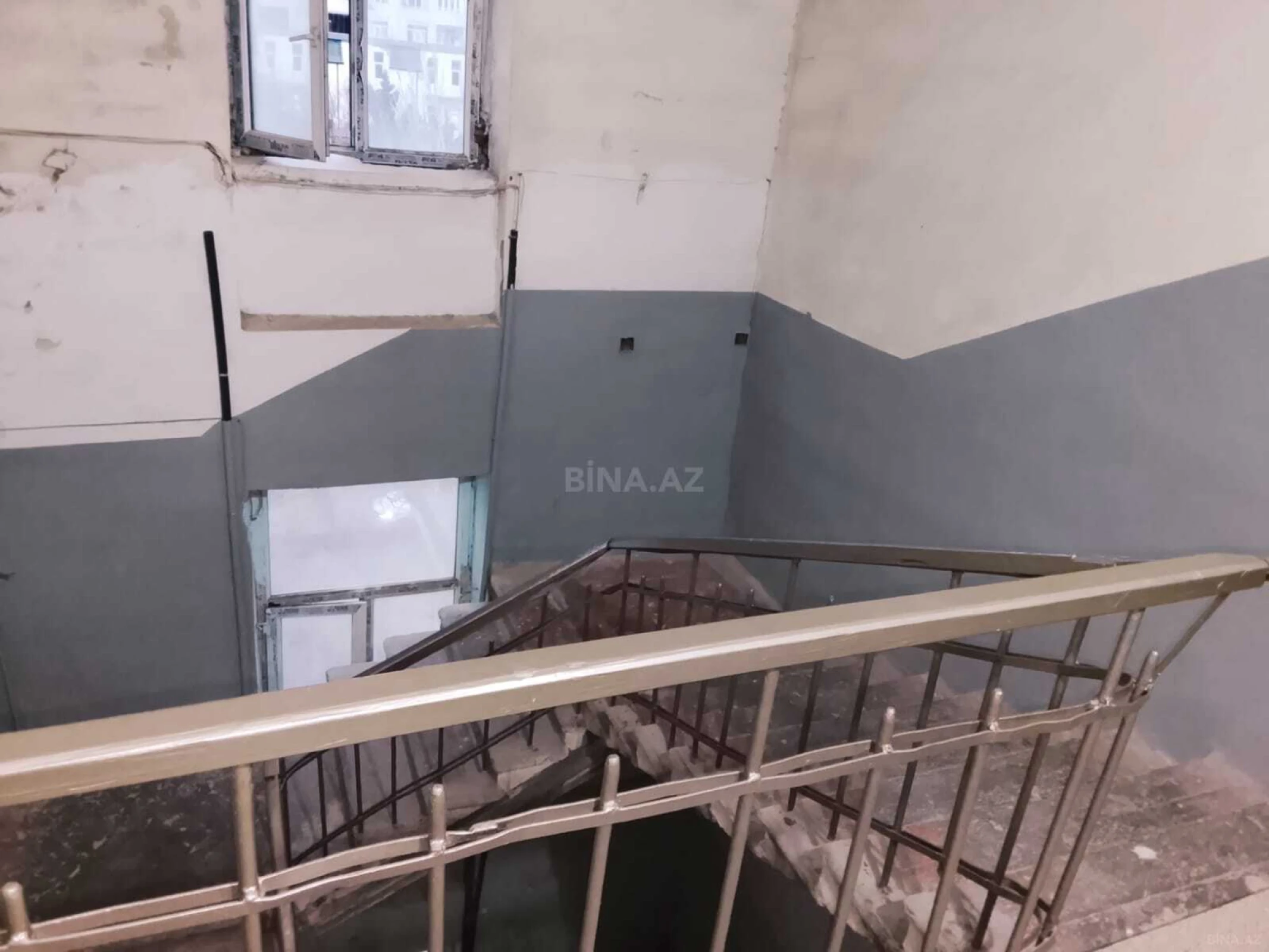 Satılır 2 otaqlı mənzil 65 m²