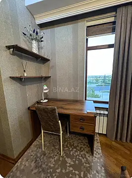 Kirayə verilir 3 otaqlı mənzil 138 m²