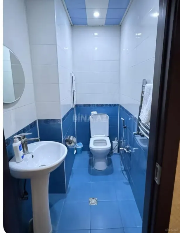 Kirayə verilir 3 otaqlı mənzil 138 m²