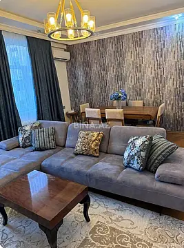 Kirayə verilir 3 otaqlı mənzil 138 m²