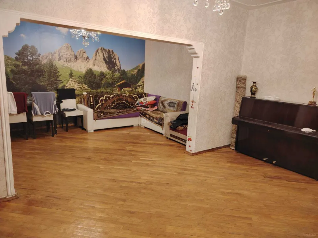 Kirayə verilir 5 otaqlı mənzil 110 m²