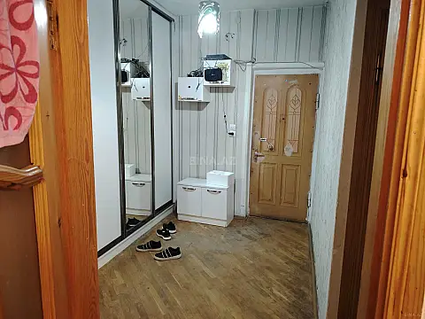 Kirayə verilir 5 otaqlı mənzil 110 m²