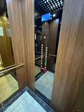 Satılır 3 otaqlı mənzil 118 m²