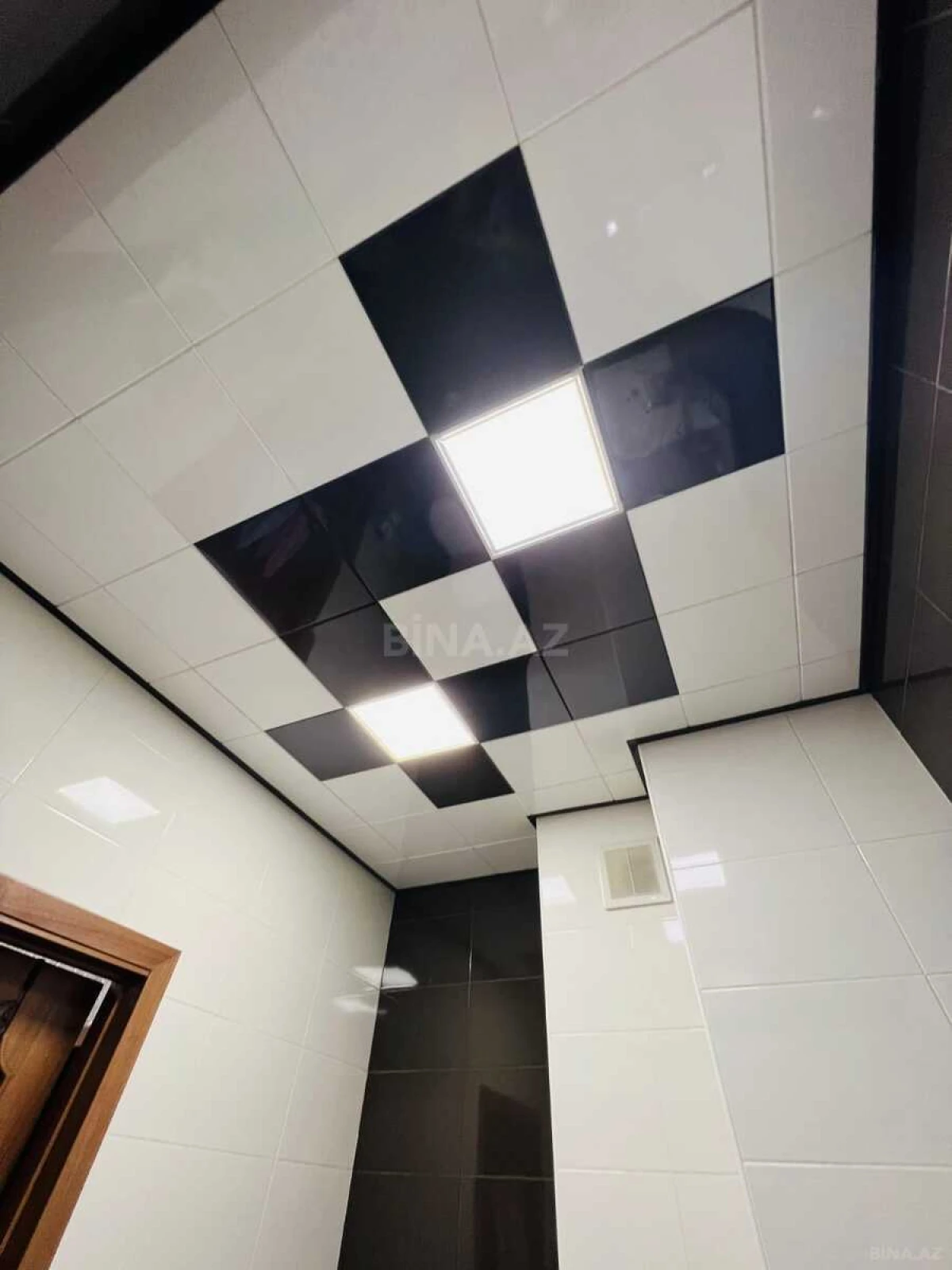 Satılır 3 otaqlı mənzil 92 m²