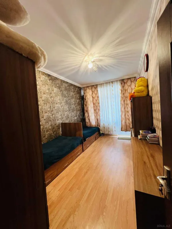 Satılır 3 otaqlı mənzil 92 m²