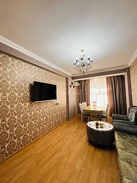 Satılır 3 otaqlı mənzil 92 m²