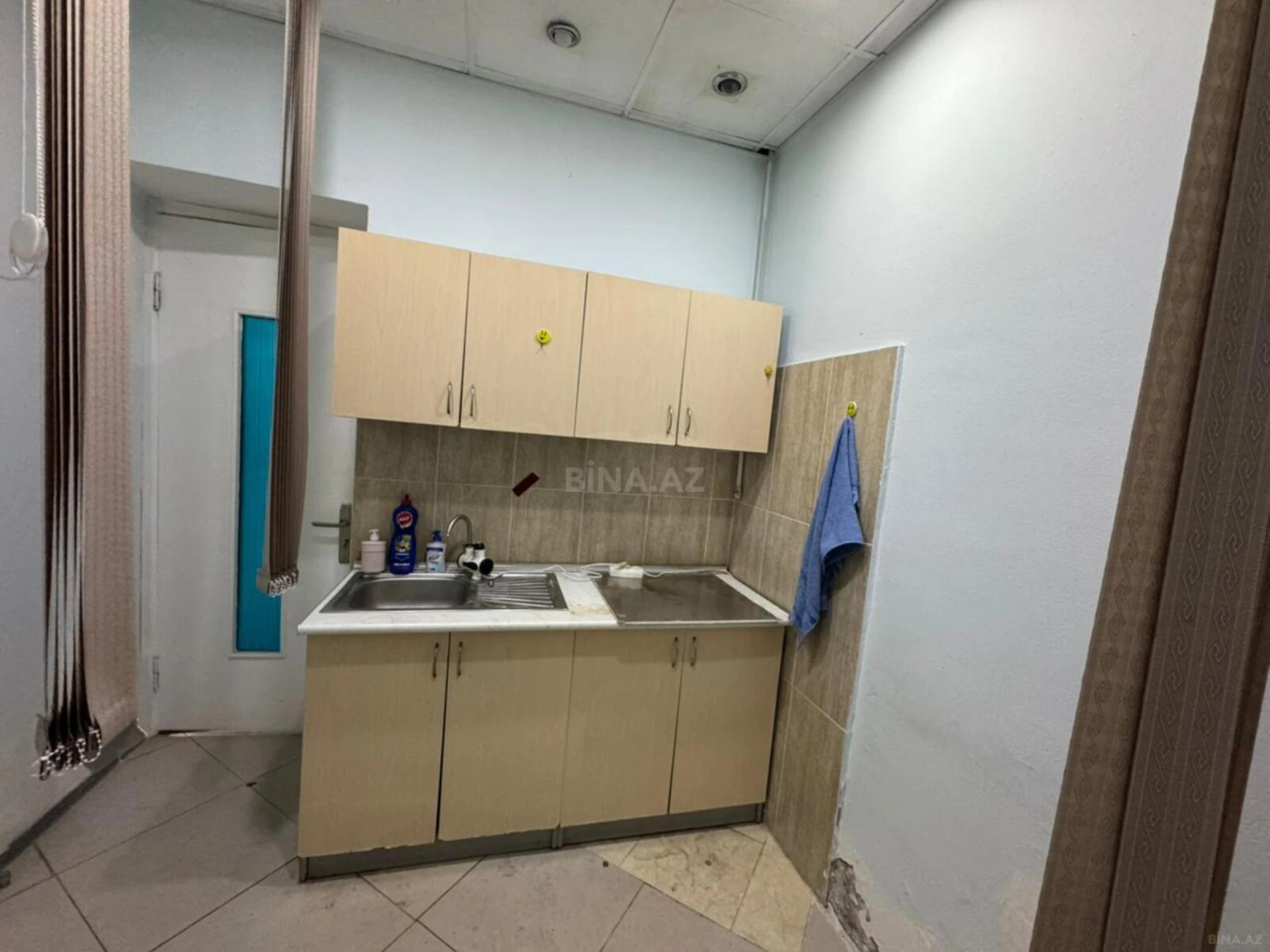 Kirayə verilir 4 otaqlı ofis 100 m²