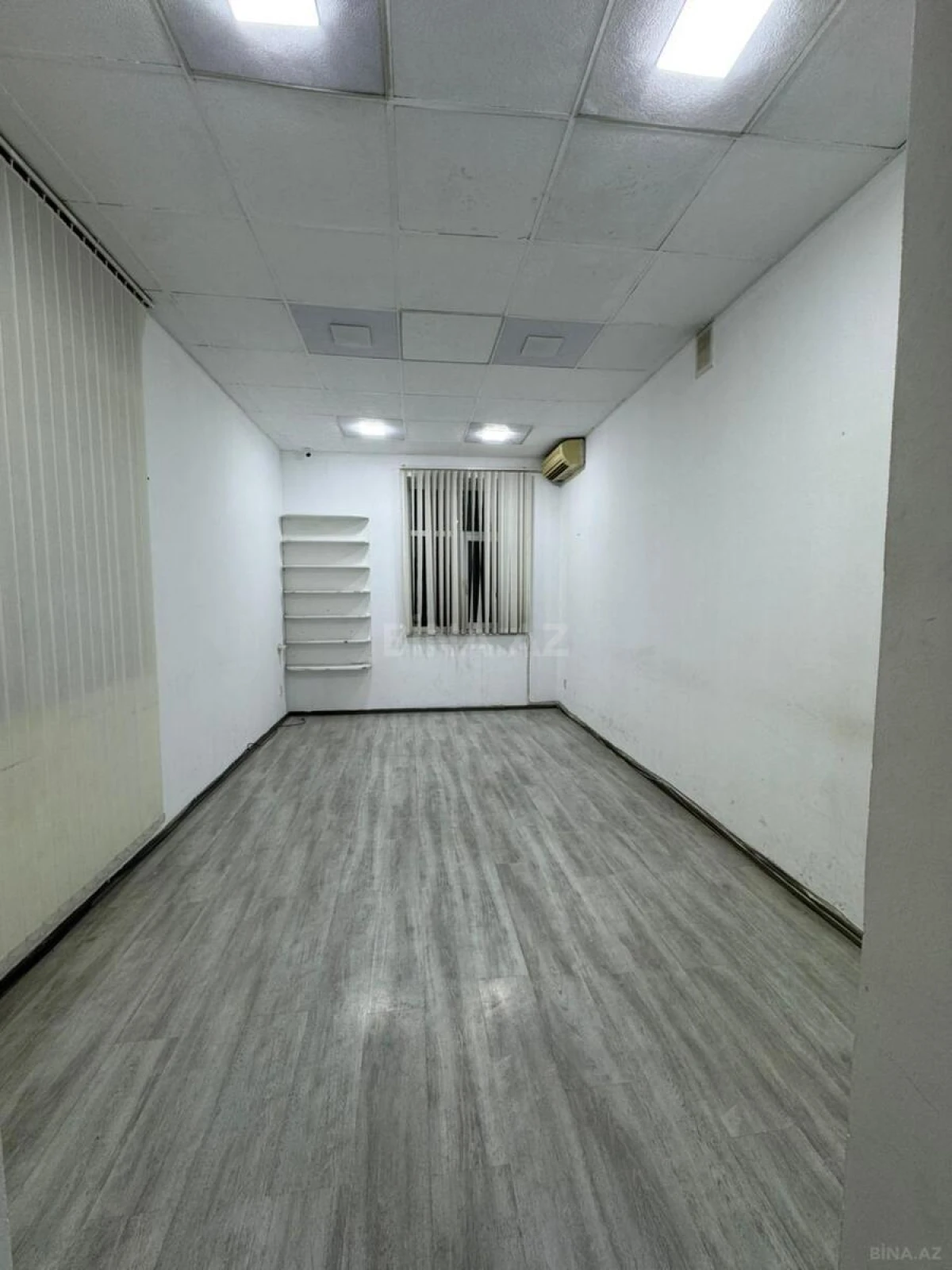 Kirayə verilir 4 otaqlı ofis 100 m²