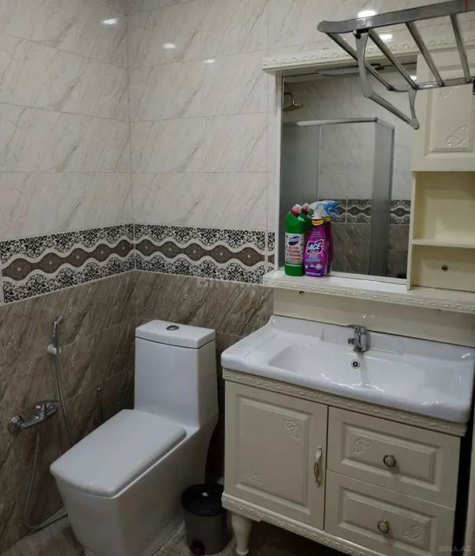 Kirayə verilir 3 otaqlı mənzil 100 m²