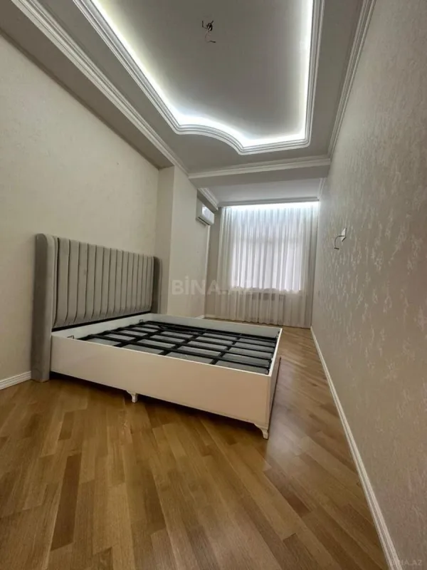 Satılır 3 otaqlı mənzil 117 m²