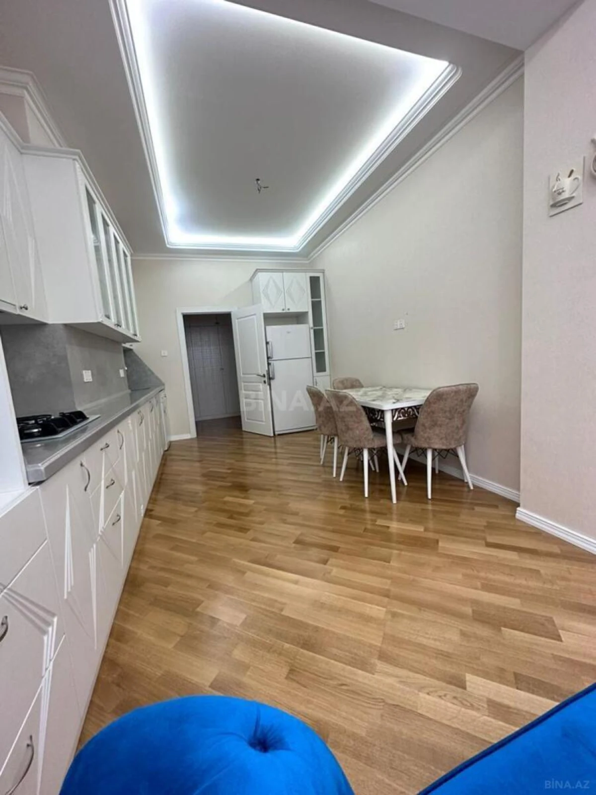 Satılır 3 otaqlı mənzil 117 m²