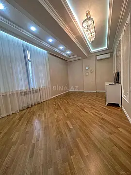 Satılır 3 otaqlı mənzil 117 m²
