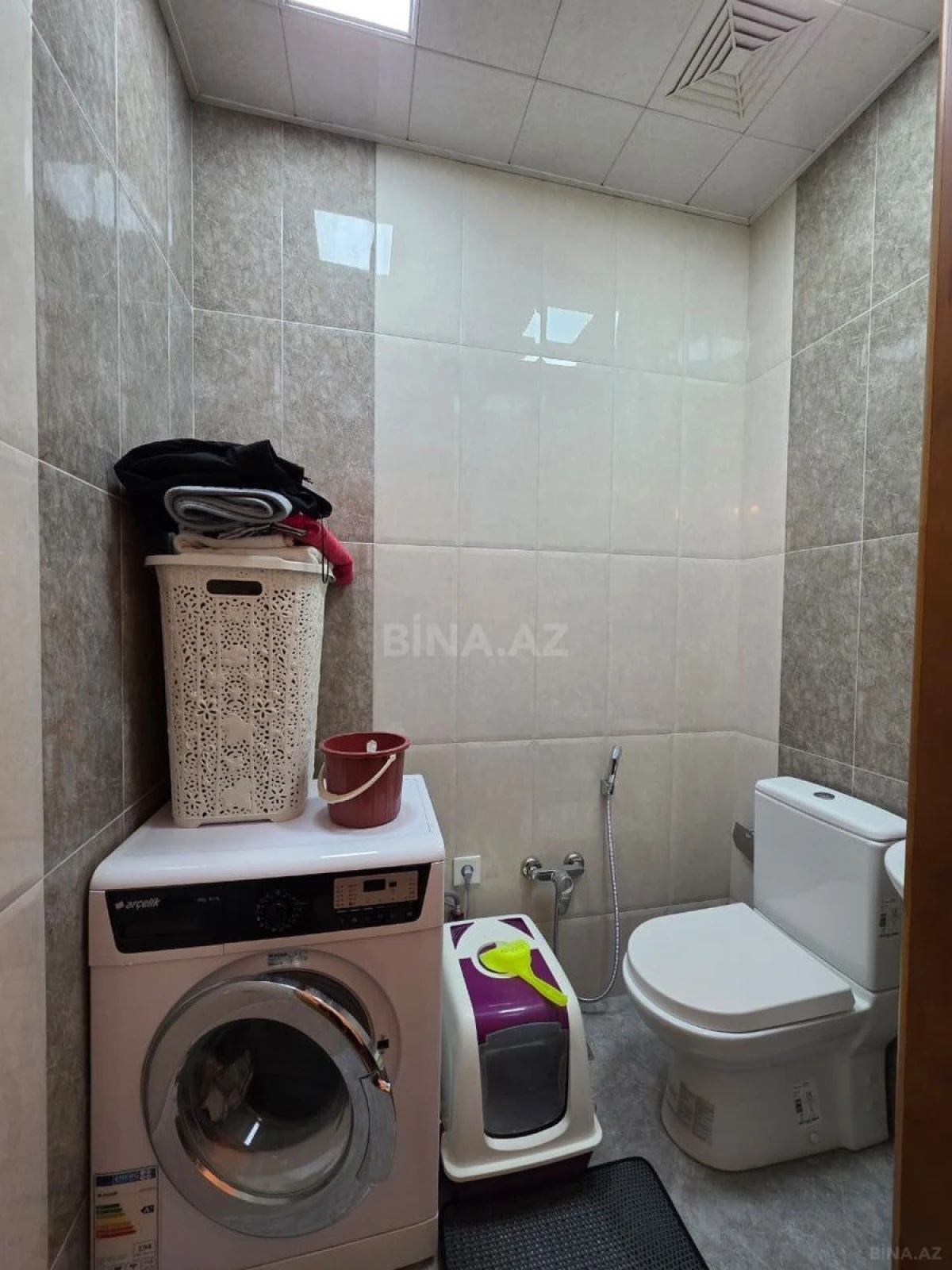 Satılır 2 otaqlı mənzil 140 m²
