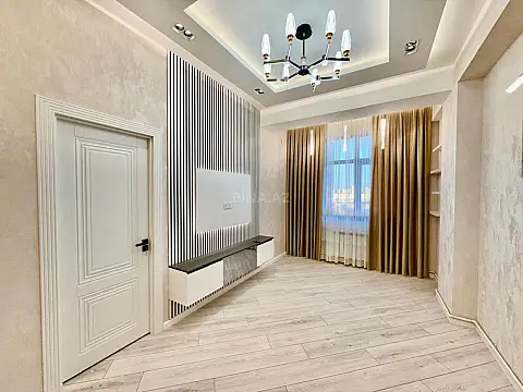 Satılır 1 otaqlı mənzil 40 m²