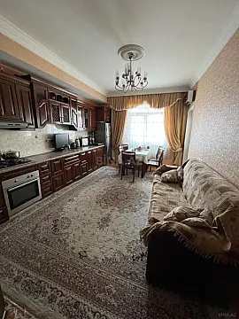 Satılır 2 otaqlı mənzil 102 m²