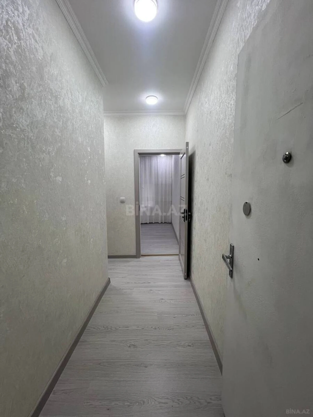 Satılır 2 otaqlı mənzil 43 m²