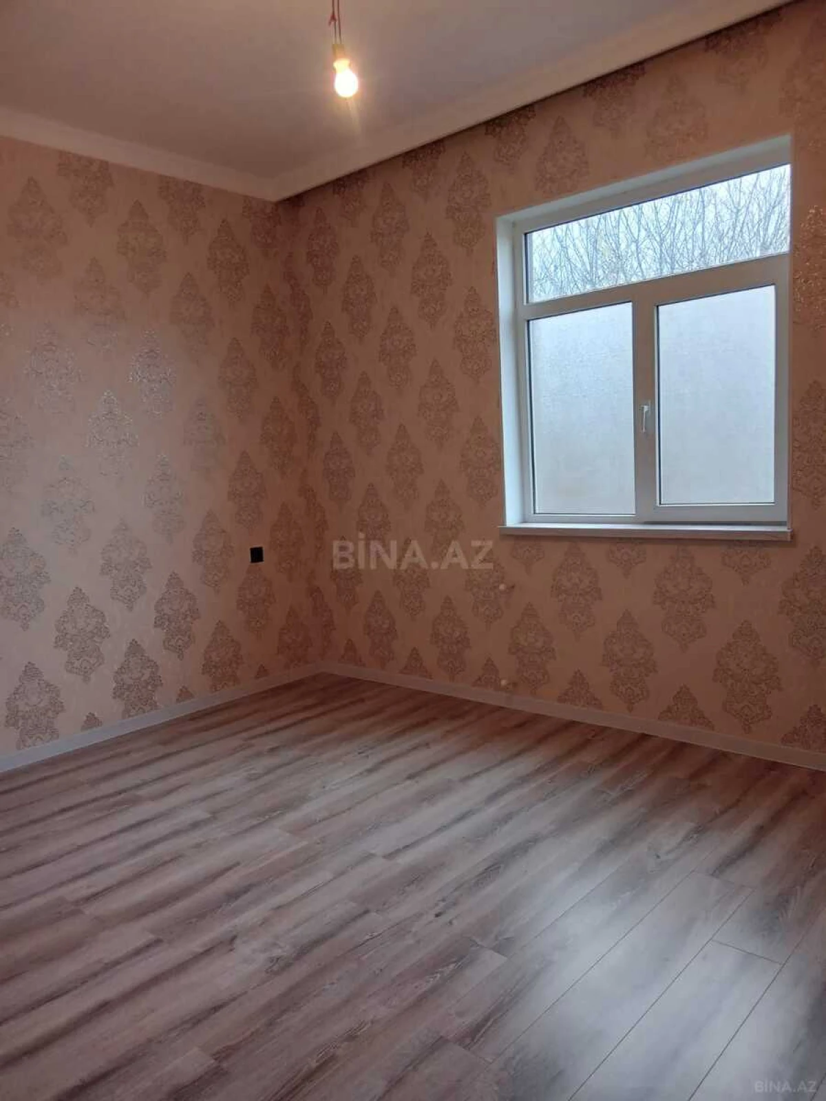 Satılır 6 otaqlı həyət evi 190 m²