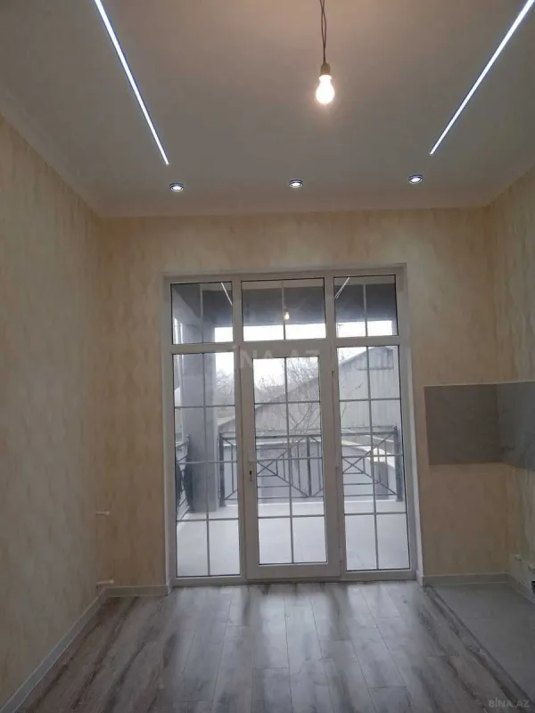 Satılır 6 otaqlı həyət evi 190 m²
