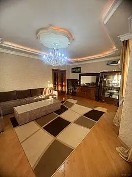 Kirayə verilir 3 otaqlı mənzil 135 m² — Bakı 3 otaq 135.00 m²